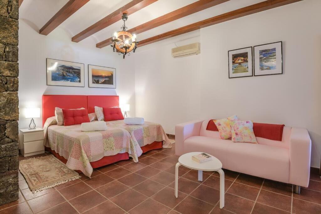 Villa La Concha Beachfront Heated Pool Playa Honda  Exterior photo