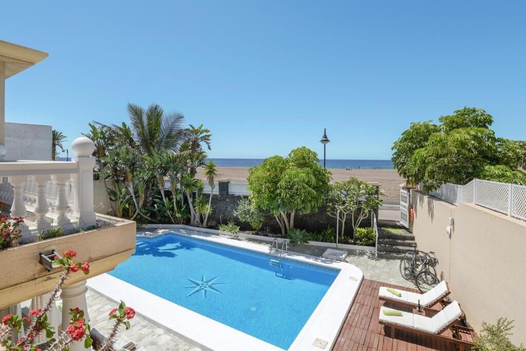 Villa La Concha Beachfront Heated Pool Playa Honda  Exterior photo
