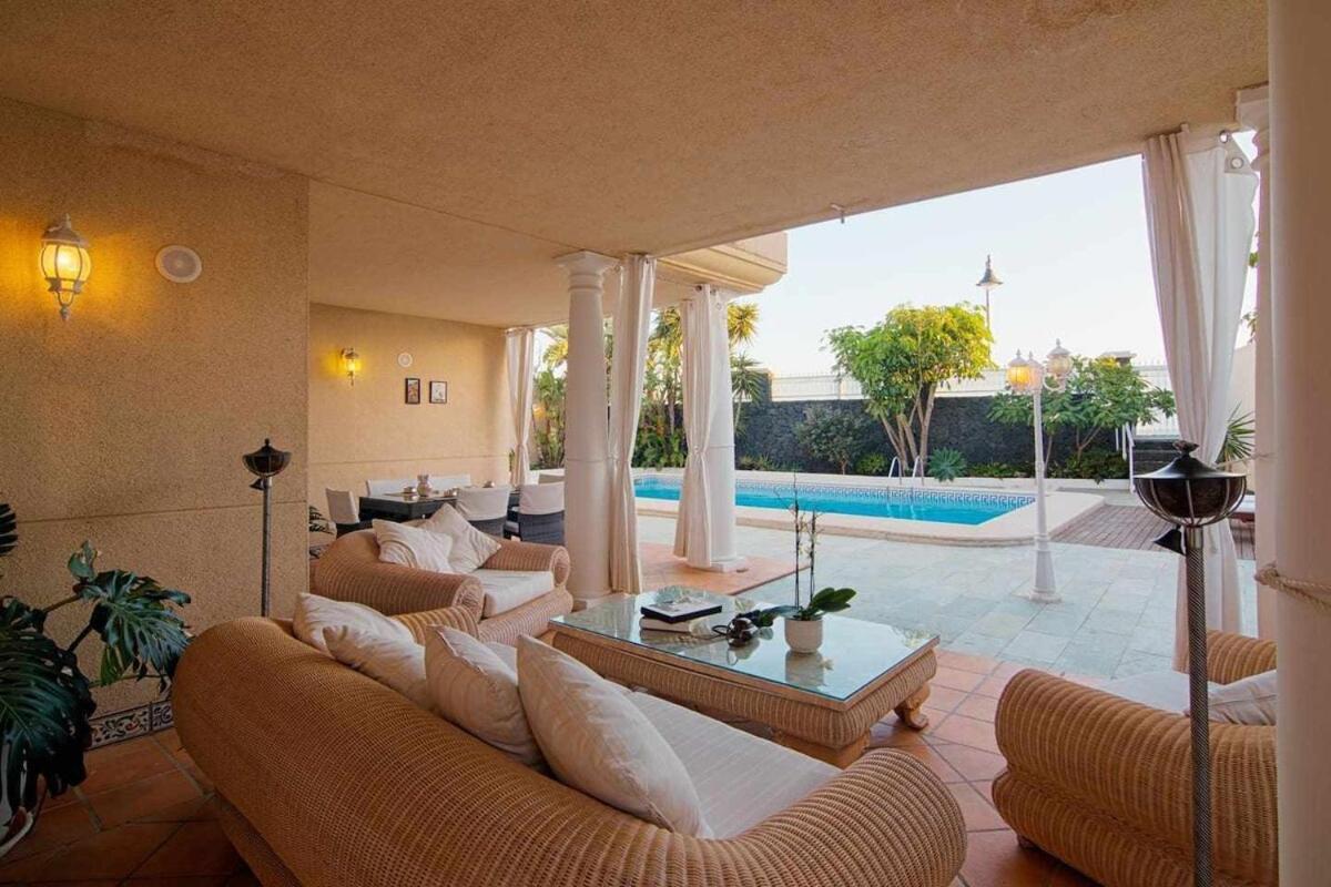 Villa La Concha Beachfront Heated Pool Playa Honda  Exterior photo